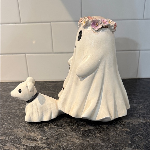 Ghost and Dog Ceramic Figurine with Flower Crown - Picture 3 of 3